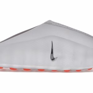 Nike Mind 001 Slide Light Smoke Grey – widok z boku.