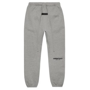 Główne: Fear of God Essentials Sweatpants Dark Oatmeal — przód spodni z tonalnym logiem
